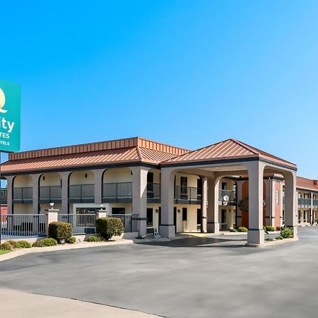 Quality Inn & Suites Dumas Extérieur photo