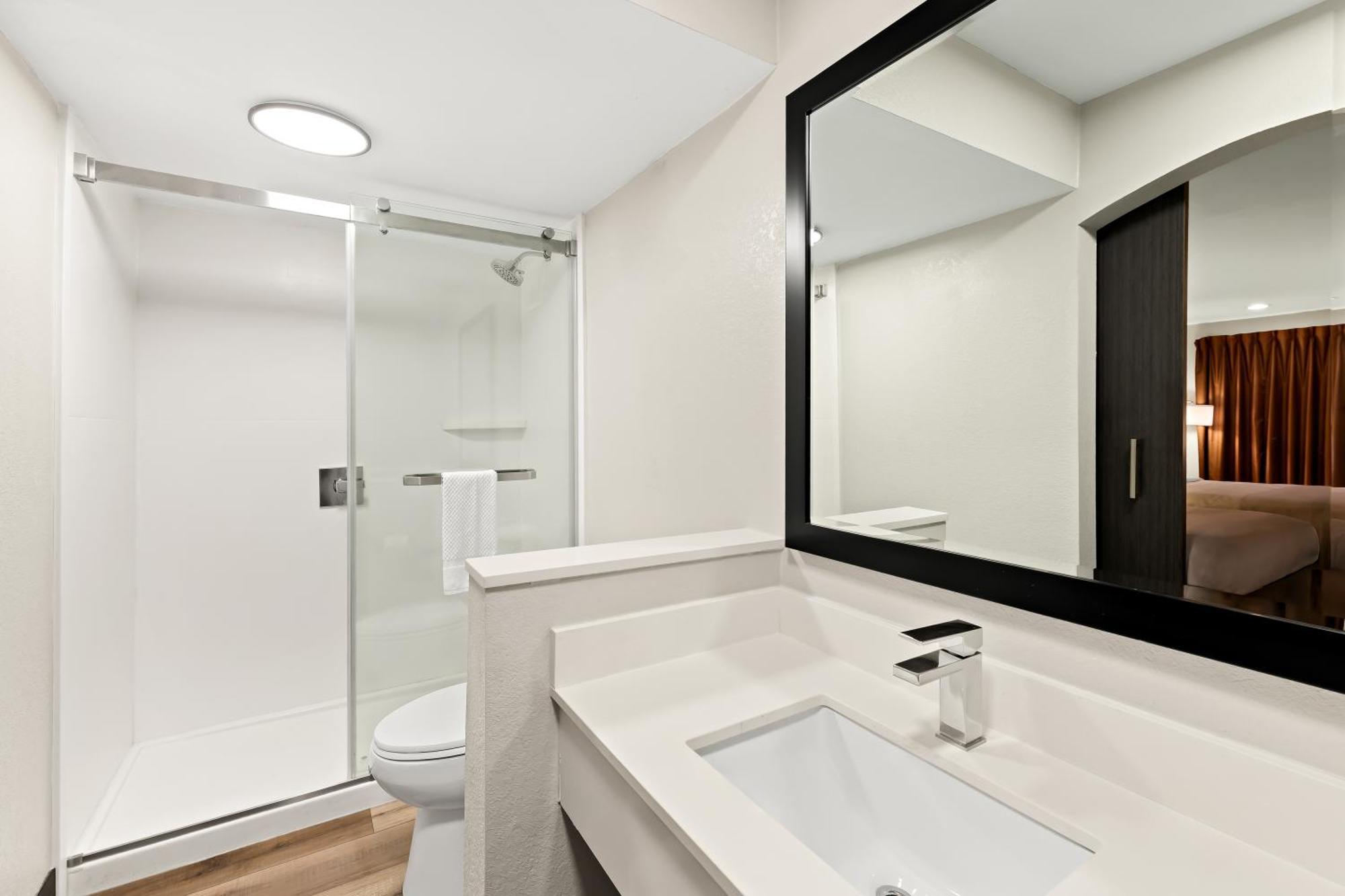 Quality Inn & Suites Dumas Extérieur photo