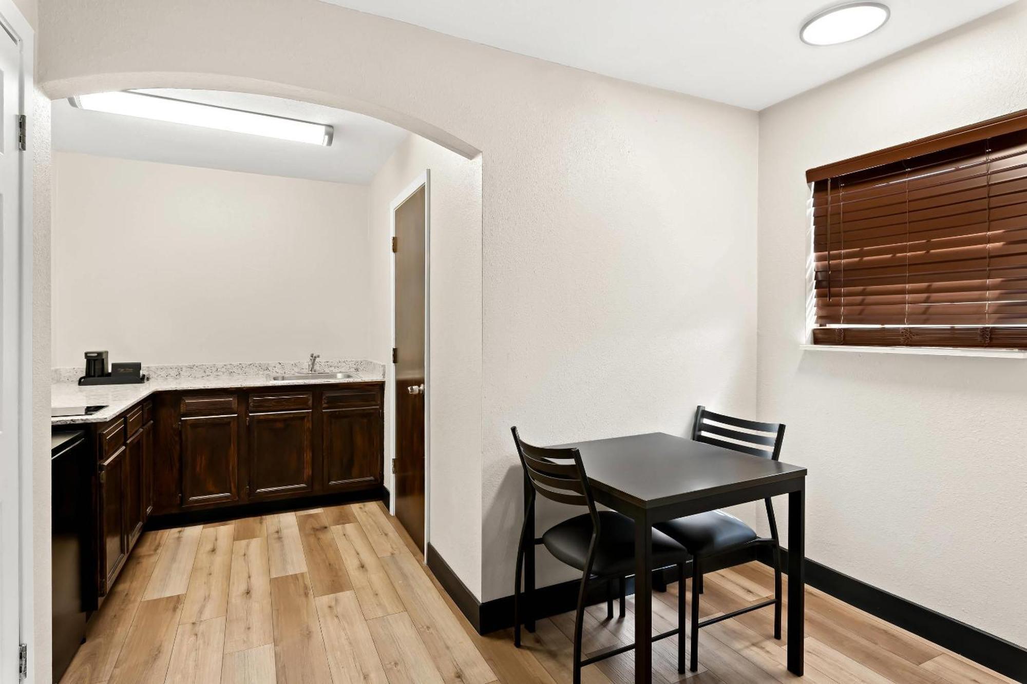 Quality Inn & Suites Dumas Extérieur photo