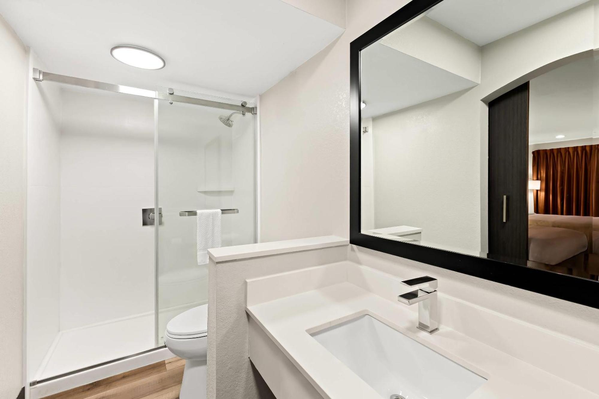 Quality Inn & Suites Dumas Extérieur photo